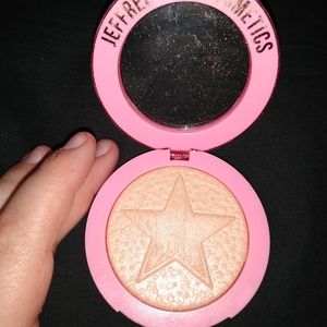 Jeffree Star Cosmetics supreme frost